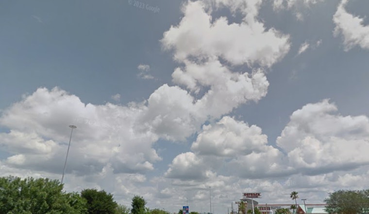 Sticky Houston Start Sets Stage For Stormy Rumble And Weekend Cooldown