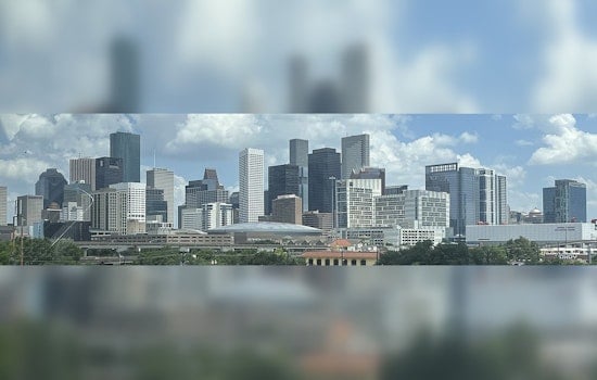 Houston’s Hometown Bank Brawl: Local Lenders Stuff Vaults With $44 Billion