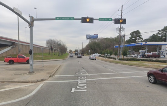 Hunt On For Box Truck Driver After Man Left Dead On Tomball Parkway