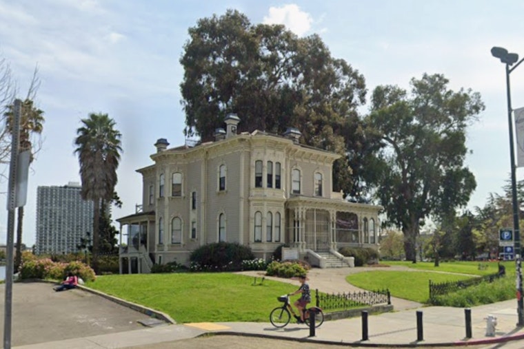 Iconic Lake Merritt Mansion Scorched in Pre-Dawn Blaze