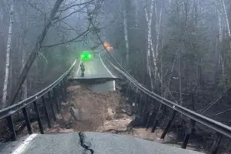 Iconic Tunnel Of Trees Crumbles As M-119 Washes Out In Emmet County
