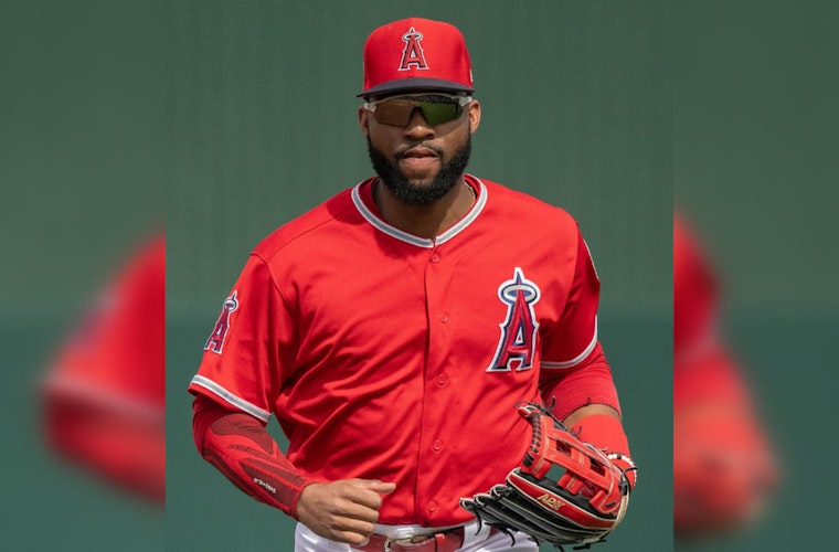 Jo Adell Makes Angel Stadium a No-Fly Zone With Three Home Run Robberies