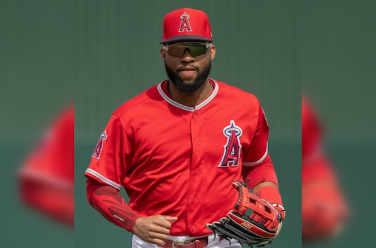 Jo Adell Makes Angel Stadium a No-Fly Zone With Three Home Run Robberies