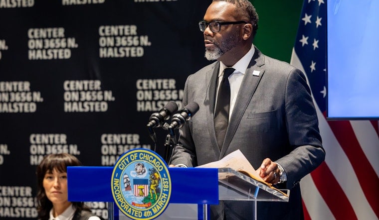 Johnson Unleashes ‘Peacebook’ Teen Peace Squad To Calm Chicago Streets