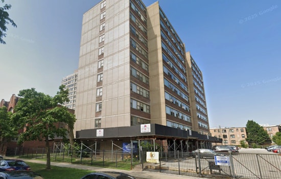 Kenwood Tenants On Edge As Buyer Closes In On Troubled High-Rise