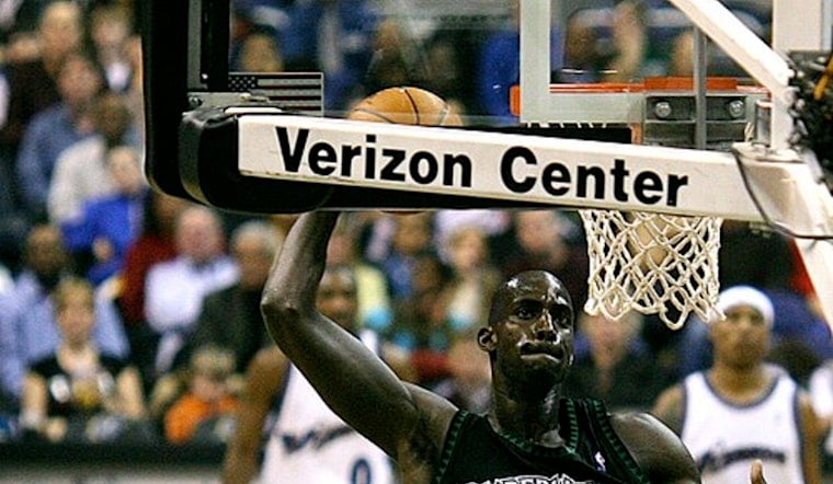 Kevin Garnett Storms Back To Target Center For Wolves Finale Show