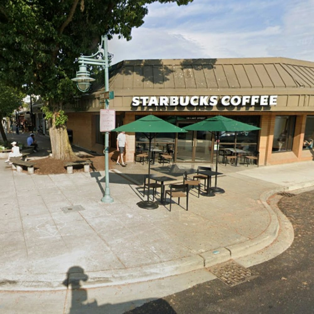 Kirkland's Old Starbucks Gets a Bubbly Makeover With Late-Night Croissant Bar
