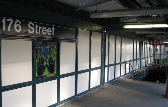 Knife-Wielding Thief Rips Teen's $2.8K Gold Chain at Bronx Station