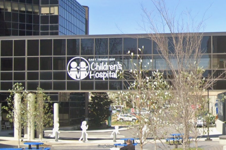 Dolly Parton Kids Hospital To Hit Pause On Behavior Clinic, Leaving Knoxville Families In Limbo