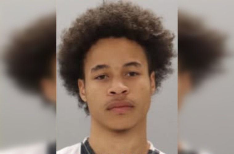 Knoxville Cops Hunt Teen After Mohawk Avenue Gunfire