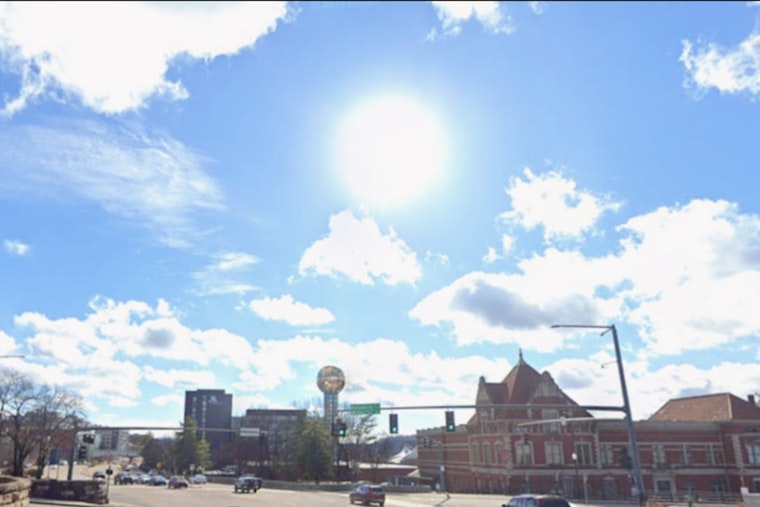 Knoxville Cranks Up The Heat Before Storms Crash The Weekend