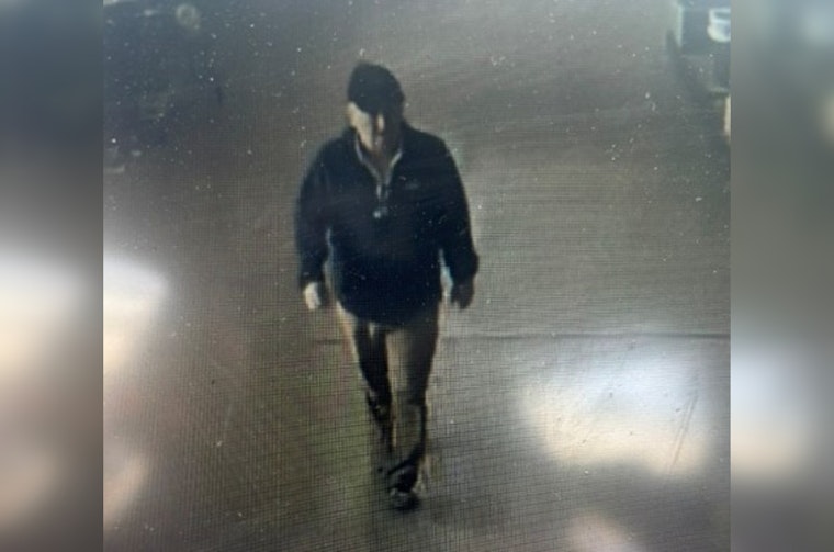 Kokomo Aldi Shoppers Stunned As Man Tries To Lift Baby From Cart