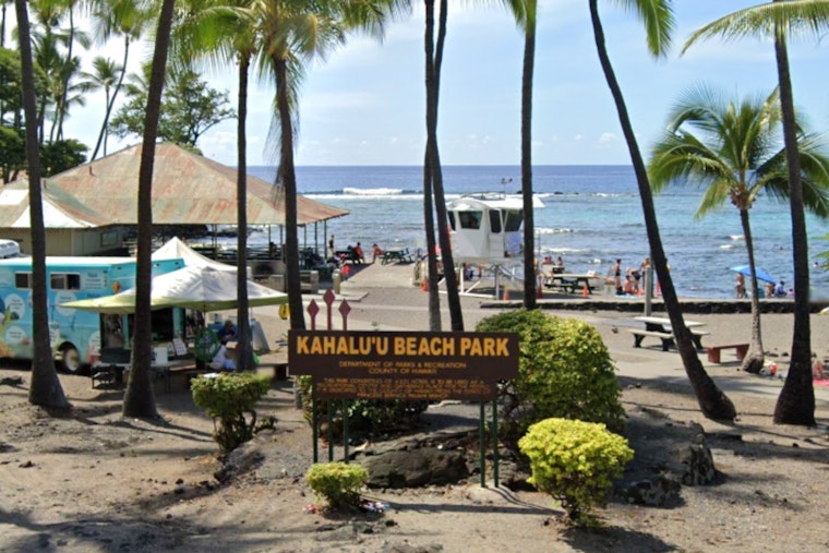 Kona Bodysurfing Outing Turns Deadly For 76-Year-Old Local