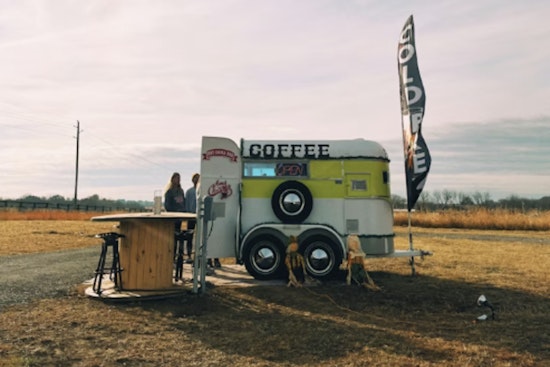 Kooks Coffee Rolls Into Kakaʻako, Keeps UH Mānoa Caffeinated