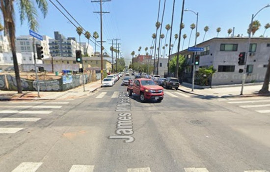Koreatown Apartment Fire on James M Wood - LAFD Alert