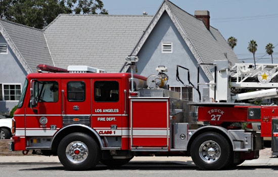 LAFD Responds Cautiously to Smoky Standoff at East Hollywood Abandoned Building