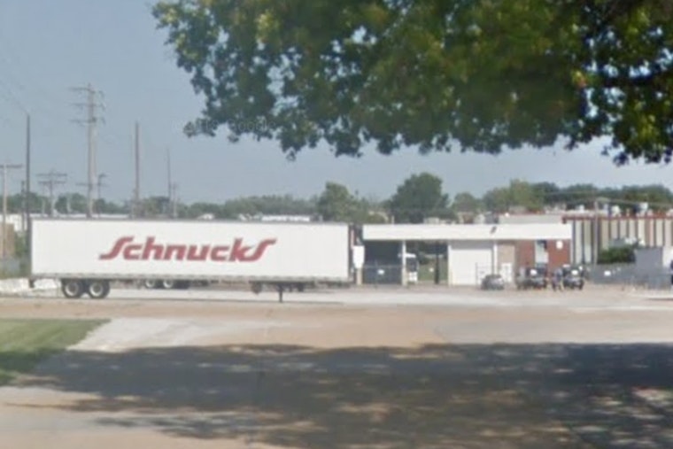 Laid-Off Schnucks Warehouse Crew Gets Surprise Second Shot In Vinita Park