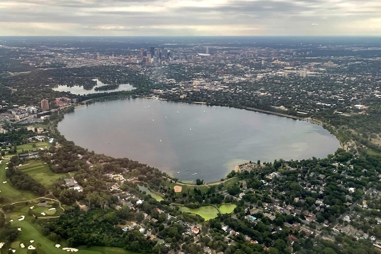 Lake Shock: Twin Cities Diver Hauls Up Rusted Pistol Cache From Bde Maka Ska