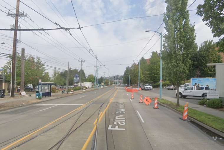 Lake Union Kayak Scare As Rescue Swimmers Hit The Water By Fairview