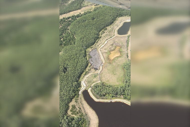 Land O’ Lakes Blaze Chokes Neighborhoods as Crews Race to Draw the Line