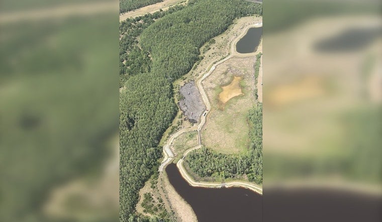 Land O’ Lakes Blaze Chokes Neighborhoods as Crews Race to Draw the Line