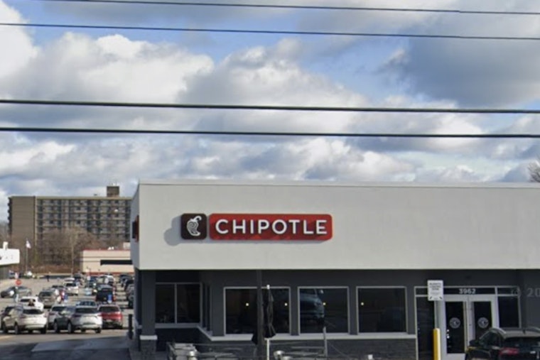 Lansing’s Lone Union Chipotle Left High and Dry After Contract Fight Fizzles