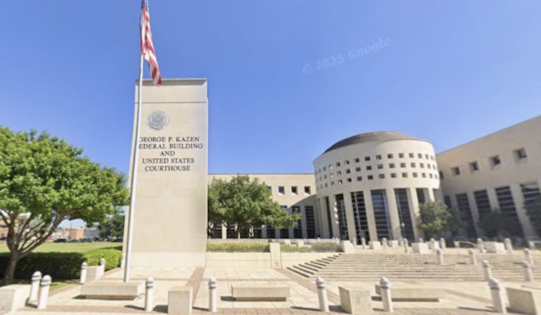 Laredo 'One-Stop' Cartel Smuggler Gets 11 Years After Feds Bust 1,900-Migrant Ring