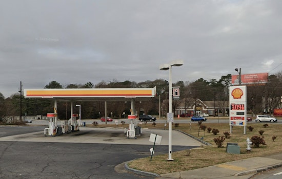 Late-Night Gunfire Rocks DeKalb Shell On Flat Shoals Parkway