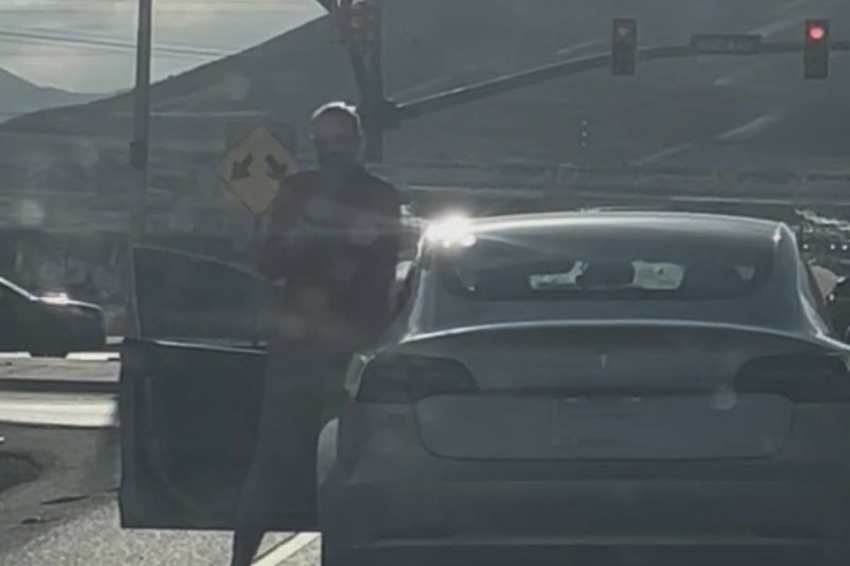 Lehi Cops Hunt Tesla Driver Accused of Flashing Kids in Road‑Rage