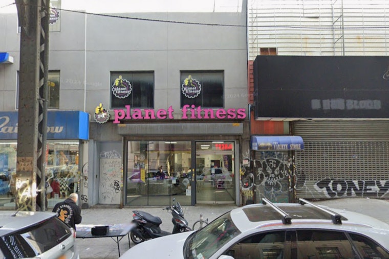 Locker Rat Stalks Bushwick Planet Fitness As Cops Hunt Serial Thief