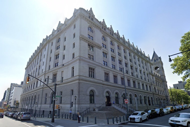 Long Island Money Man Admits Role In $160M Investor Wipeout