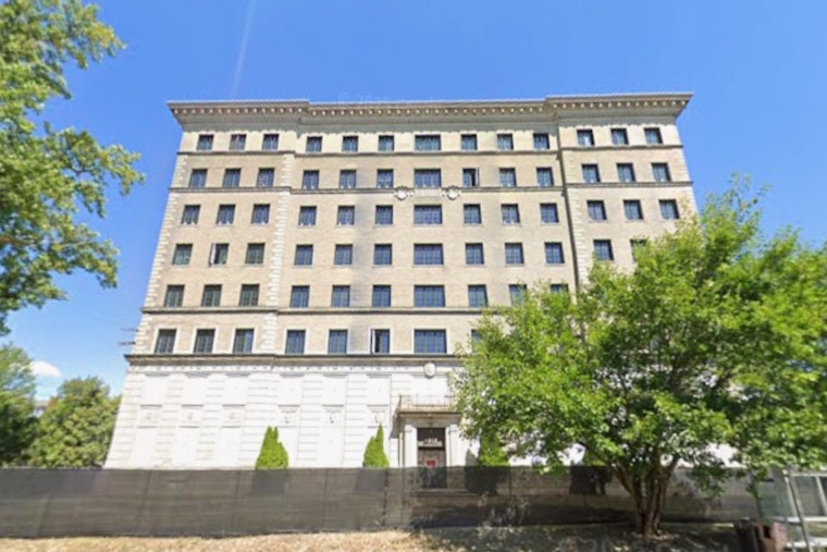 Long-Vacant Broadwin Eyes Big Comeback With Hotel And Apartments