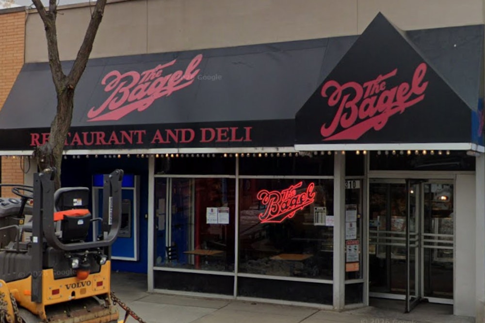 Lox and Loaded: The Bagel Plots Big Glenview Comeback