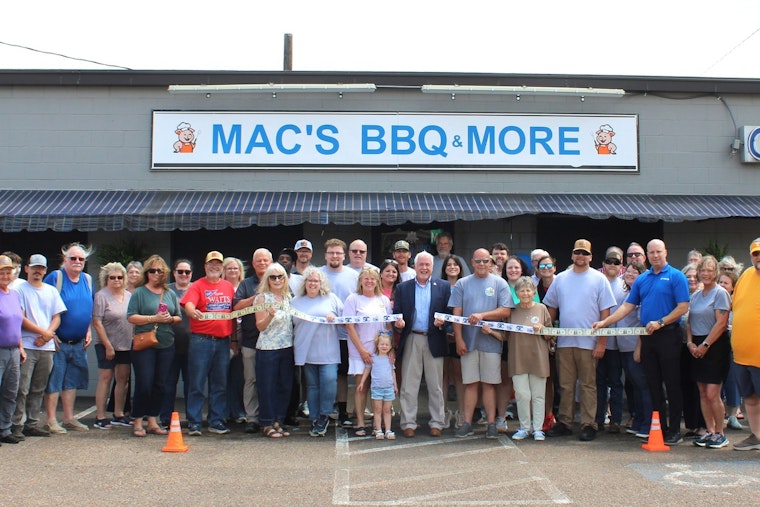 Mac's BBQ Opens in Atoka Named For Jerry Mac