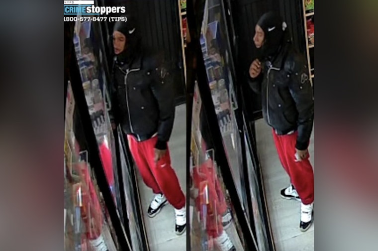 Madison Street Jackals Rip Off Delivery Rider for $147 Fanny Pack