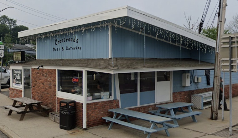 Mahopac Neighbors Flood Crossroads Deli As It Rises From Crash Chaos