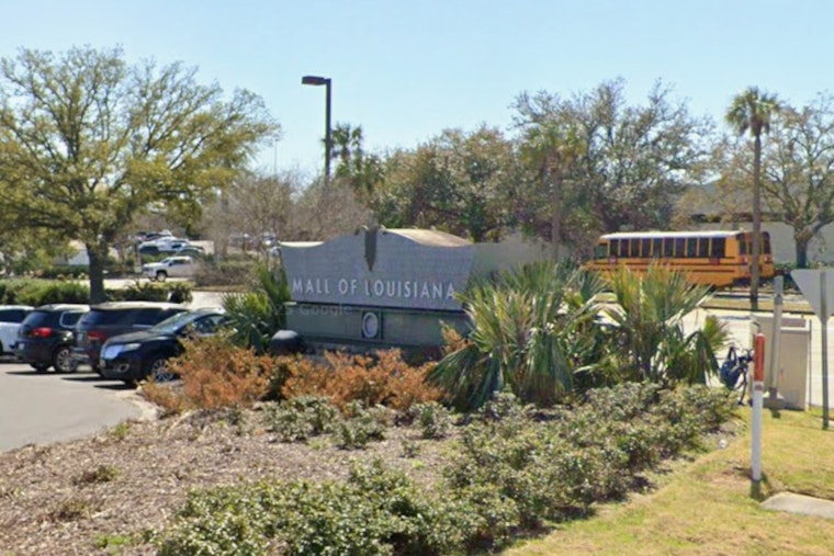 Mall Of Louisiana Food Court Erupts In Gunfire, 10 Wounded In Baton Rouge