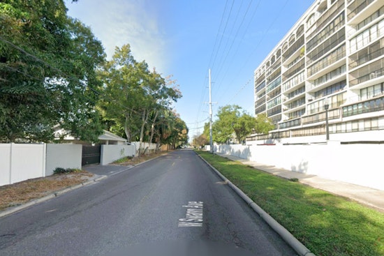 Man Fatally Hit While Sitting In Dark Swann Avenue Lane, Tampa Cops Say