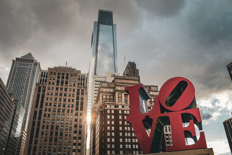 Manhattan Jury Slams Art Dealer With $102 Million ‘Love’ Verdict