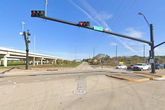 Manhunt After Woman Sent Down Grand Parkway Embankment In Katy Area