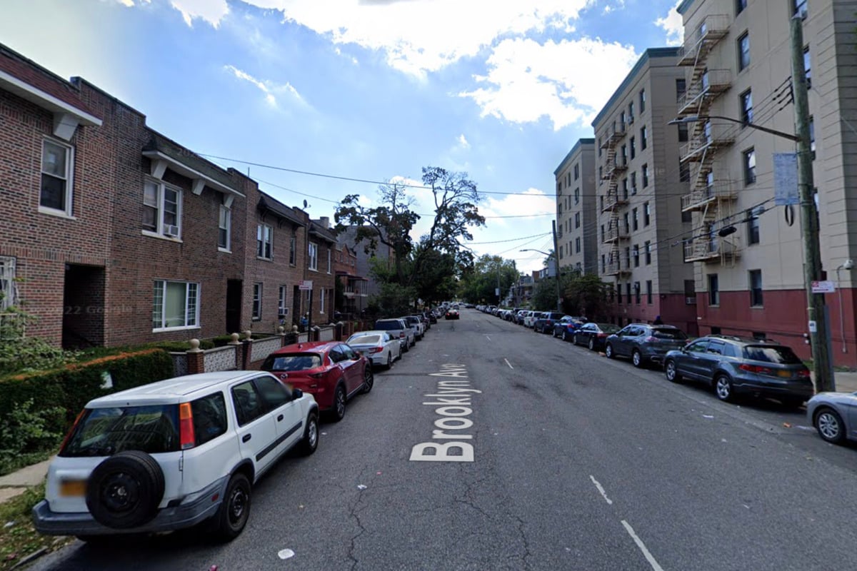 FDNY Battles Massive East Flatbush Blaze On Brooklyn Avenue