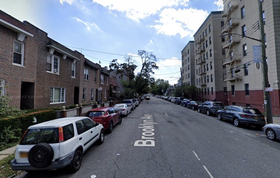 Massive Brooklyn Avenue Blaze Sends FDNY Rushing To East Flatbush