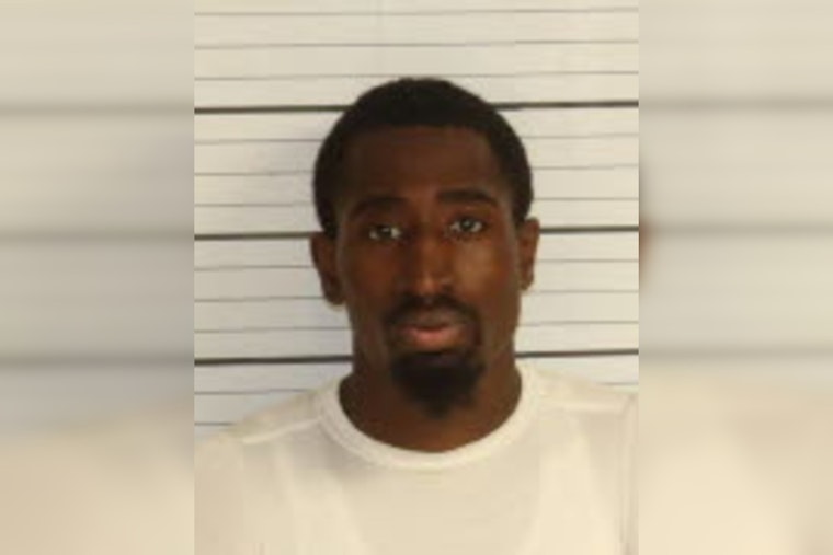 Memphis Horseplay Turns Ugly As Stolen iPhone Surfaces At Walmart Kiosk