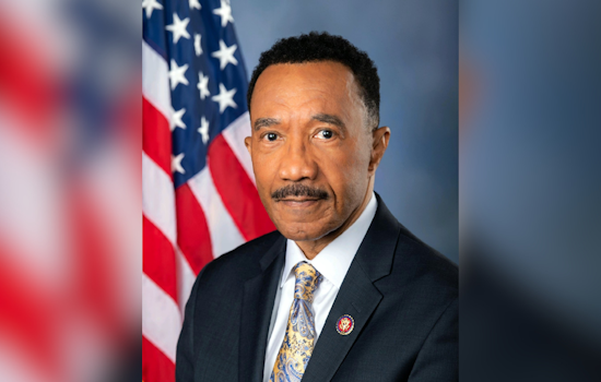 Mfume Drops $1 Million Lifeline On Roca Baltimore To Steer Young Men From Violence