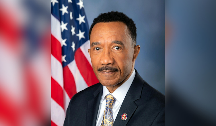 Mfume Drops $1 Million Lifeline On Roca Baltimore To Steer Young Men From Violence