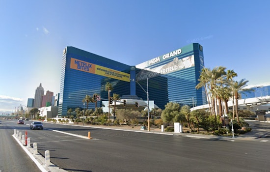 MGM Grand Meltdown As WrestleMania Stars Swarmed By Vegas Fans