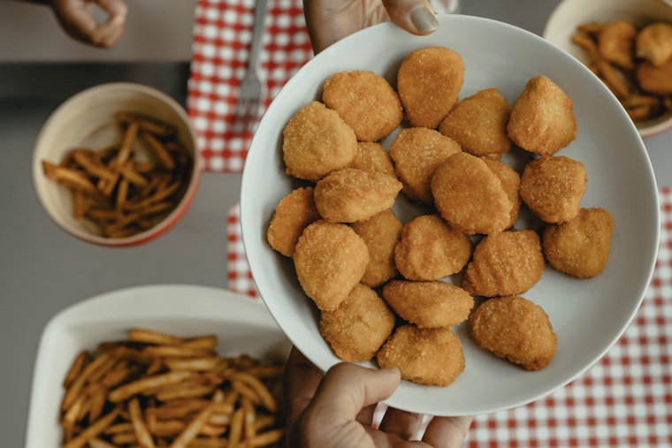 Miami Brain Docs Sound Alarm On Ultra-Processed Food And Parkinson’s Red Flags