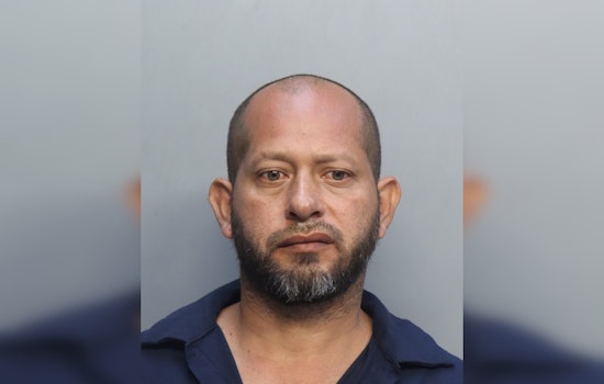 Miami Dad Busted After ‘Sexiest Photo’ Text To 13-Year-Old Daughter