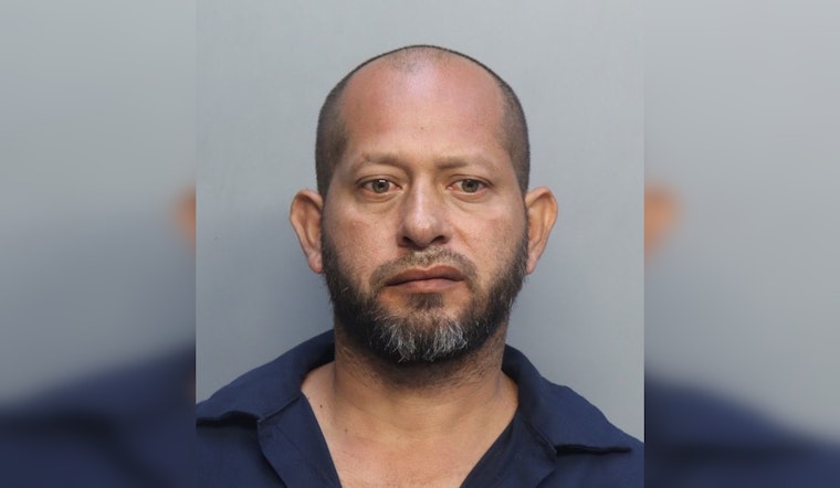 Miami Dad Busted After ‘Sexiest Photo’ Text To 13-Year-Old Daughter