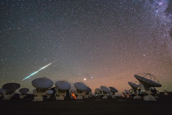 Midnight Green Fireball Startles Puget Sound And Vancouver Island